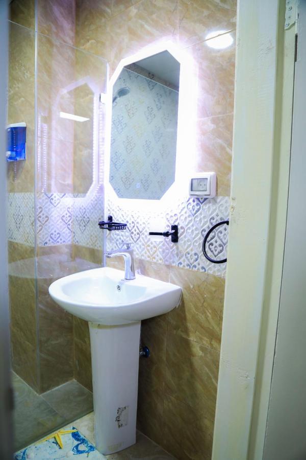 Eco Hostel รามัลเลาะห์ ภายนอก รูปภาพ