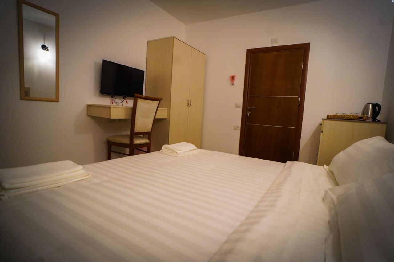 Eco Hostel รามัลเลาะห์ ภายนอก รูปภาพ