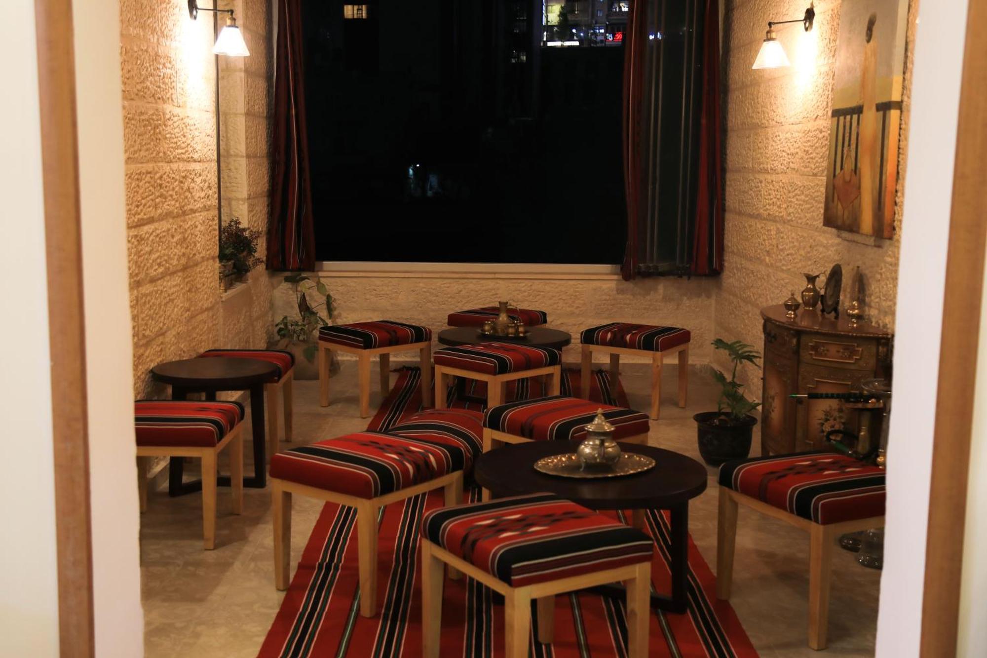 Eco Hostel รามัลเลาะห์ ภายนอก รูปภาพ